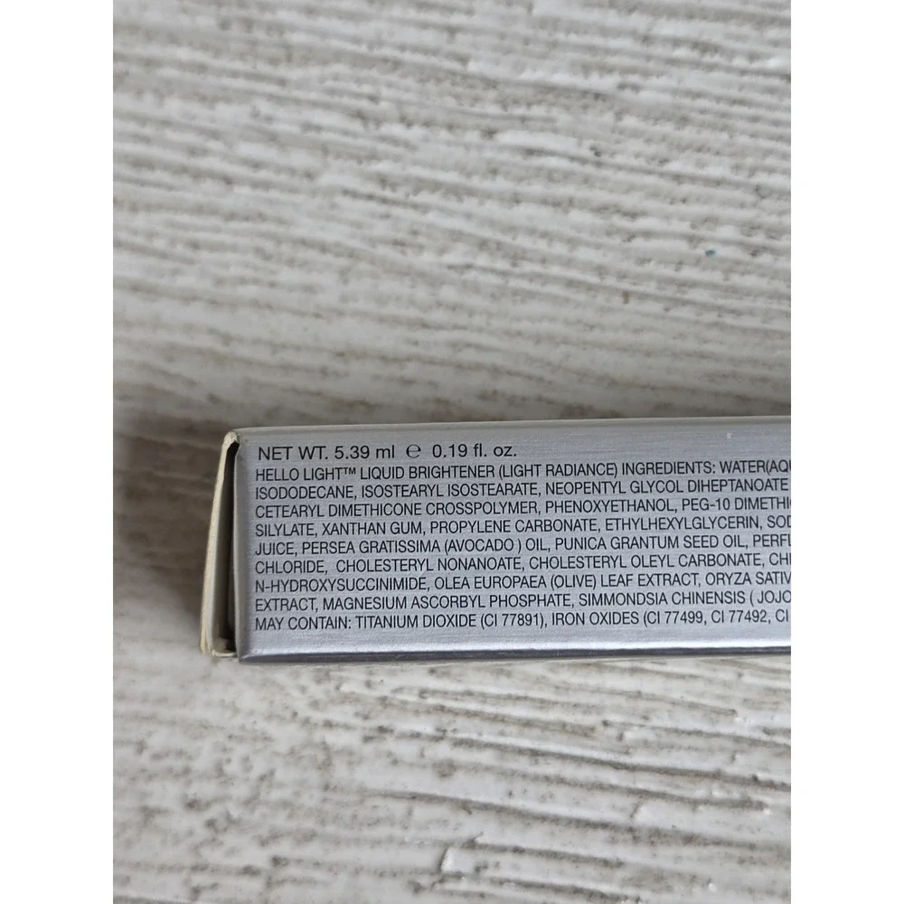 IT Cosmetics Eyelift In A Tube FAIR Bye Bye Under Eye Concealer & Hello Light